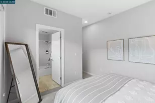 803 Zephyr Dr, Oakland, CA 94607 - Photo 28