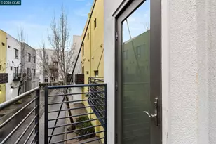 803 Zephyr Dr, Oakland, CA 94607 - Photo 32