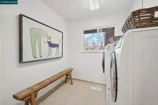 300 Constance Pl, Moraga, CA 94556 - Photo 28