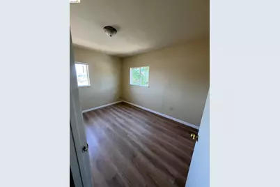 2714 79th Ave, Oakland, CA 94605 - Photo 8