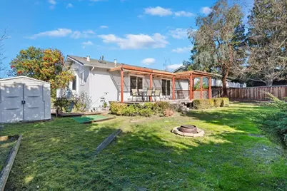 207 Midway Dr, Martinez, CA 94553 - Photo 46