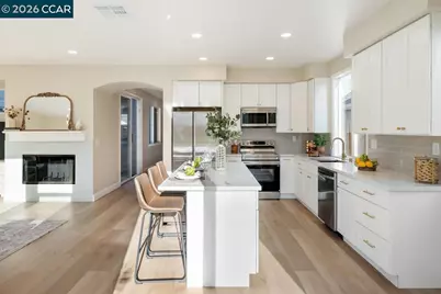 1677 Green Springs Ct, Tracy, CA 95377 - Photo 2