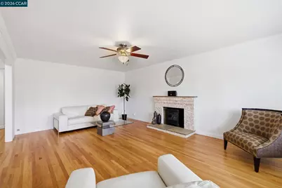 1760 Elmhurst Ln, Concord, CA 94521 - Photo 2