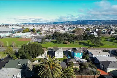 1432 Union St, Oakland, CA 94607 - Photo 44