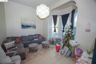 1432 Union St, Oakland, CA 94607 - Photo 16