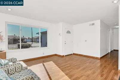 316 Meadows Dr, Vallejo, CA 94589 - Photo 14