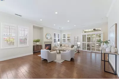 725 Central Ave, Livermore, CA 94551 - Photo 2