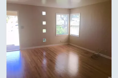 408 J St, Benicia, CA 94510 - Photo 4