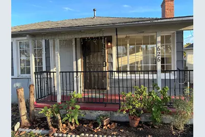 626 La Prenda Dr, Oakland, CA 94603 - Photo 2