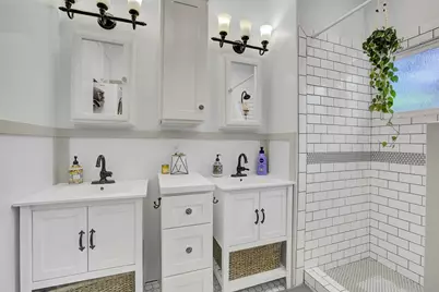 1215 Castro St, Martinez, CA 94553 - Photo 16