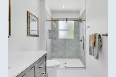 5914 Martin Luther King Jr Way, Oakland, CA 94609 - Photo 32