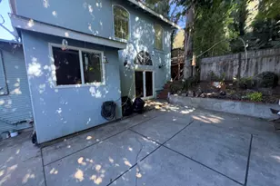 6440 Sunnymere, Oakland, CA 94605 - Photo 8