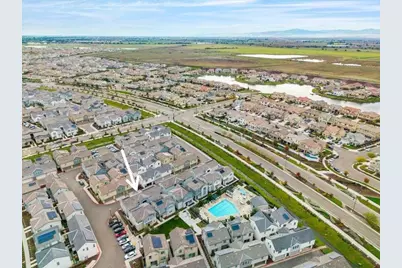 17353 Morning View Drive, Lathrop, CA 95330 - Photo 38