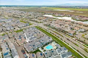 17353 Morning View Dr, Lathrop, CA 95330 - Photo 38