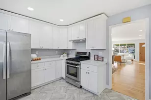 36164 Cabrillo Dr, Fremont, CA 94536 - Photo 6