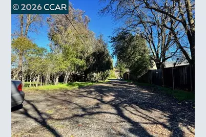 2095 San Miguel Drive, Walnut Creek, CA 94586 - Photo 2