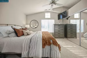 10838 McPeak Ln, Dublin, CA 94568 - Photo 12