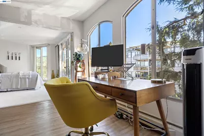 5405 Carlton St #303, Oakland, CA 94618 - Photo 4