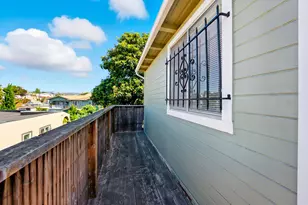 2539-2541 Grande Vista Ave, Oakland, CA 94601 - Photo 30