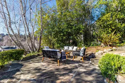 936 Mountain Blvd, Oakland, CA 94611 - Photo 2