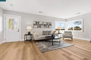 3102 Pine St, Martinez, CA 94553 - Photo 2