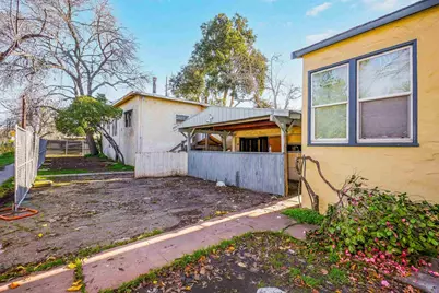 2054 Bonifacio, Concord, CA 94520 - Photo 36