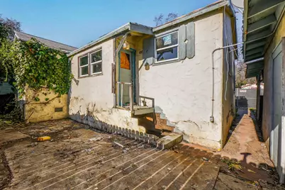 2054 Bonifacio, Concord, CA 94520 - Photo 34