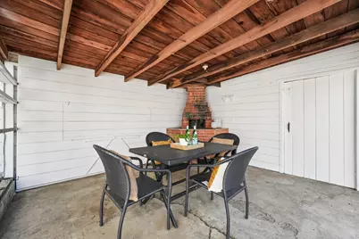 10601 Sheldon St, Oakland, CA 94605 - Photo 32