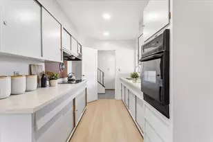 1252 Linfield Ln, Hayward, CA 94545 - Photo 12