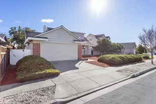 1252 Linfield Ln, Hayward, CA 94545 - Photo 4