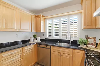 38524 Burdette Cmn, Fremont, CA 94536 - Photo 16