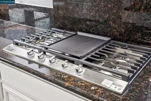 44 Brookline Dr, Novato, CA 94949 - Photo 32