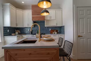 3708 Lyon Ave, Oakland, CA 94601 - Photo 10