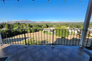 1823 Mockingbird Pl, Danville, CA 94526 - Photo 2