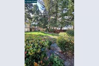 1520 Schenone Ct #15, Concord, CA 94521 - Photo 18
