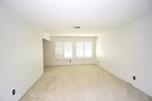 7011 Shoreham Pl, Stockton, CA 95207 - Photo 12