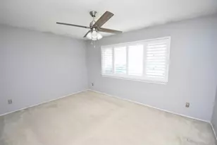 7011 Shoreham Pl, Stockton, CA 95207 - Photo 16