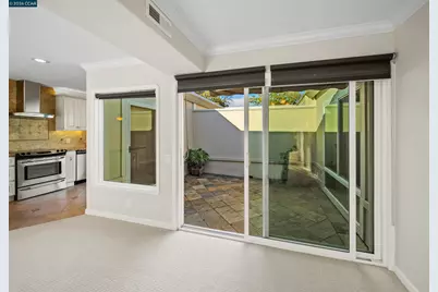 2017 Pine Knoll Drive #7, Walnut Creek, CA 94595 - Photo 18