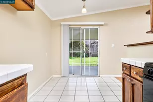 6628 Thomas Dr, North Highlands, CA 95660 - Photo 4