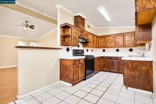 6628 Thomas Dr, North Highlands, CA 95660 - Photo 2