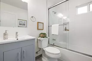 8040 Crest, Oakland, CA 94605 - Photo 18