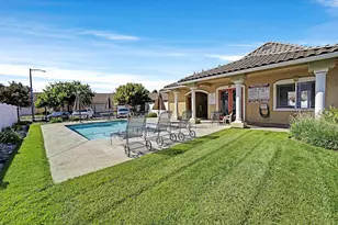 129 Little Johns Creek Dr, Oakdale, CA 95361 - Photo 34