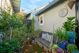 156 Holiday Hills Dr, Martinez, CA 94553 - Photo 2