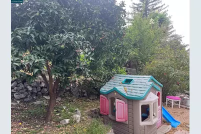 201 Lake Ave, Rodeo, CA 94572 - Photo 6