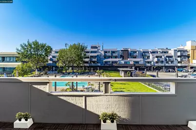 1 Embarcadero W #164, Oakland, CA 94607 - Photo 14