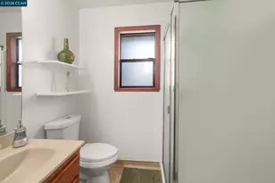 3181 Santa Maria Dr, Concord, CA 94518 - Photo 20