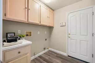 9006 Elk Dr, Clayton, CA 94517 - Photo 24