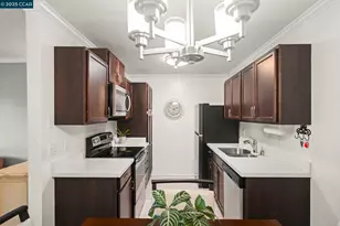 1411 Marchbanks Dr, Walnut Creek, CA 94598 - Photo 10