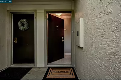 1411 Marchbanks Dr #2, Walnut Creek, CA 94598 - Photo 4