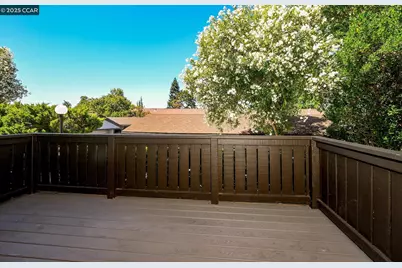 1411 Marchbanks Dr #2, Walnut Creek, CA 94598 - Photo 20